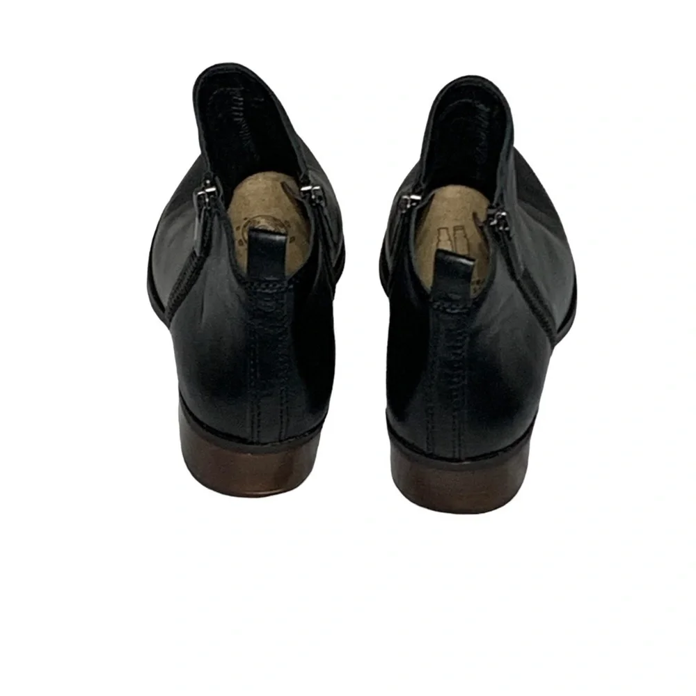 Lucky Brand LK-Basal black leather ankle Booties. Size 7.5M‎